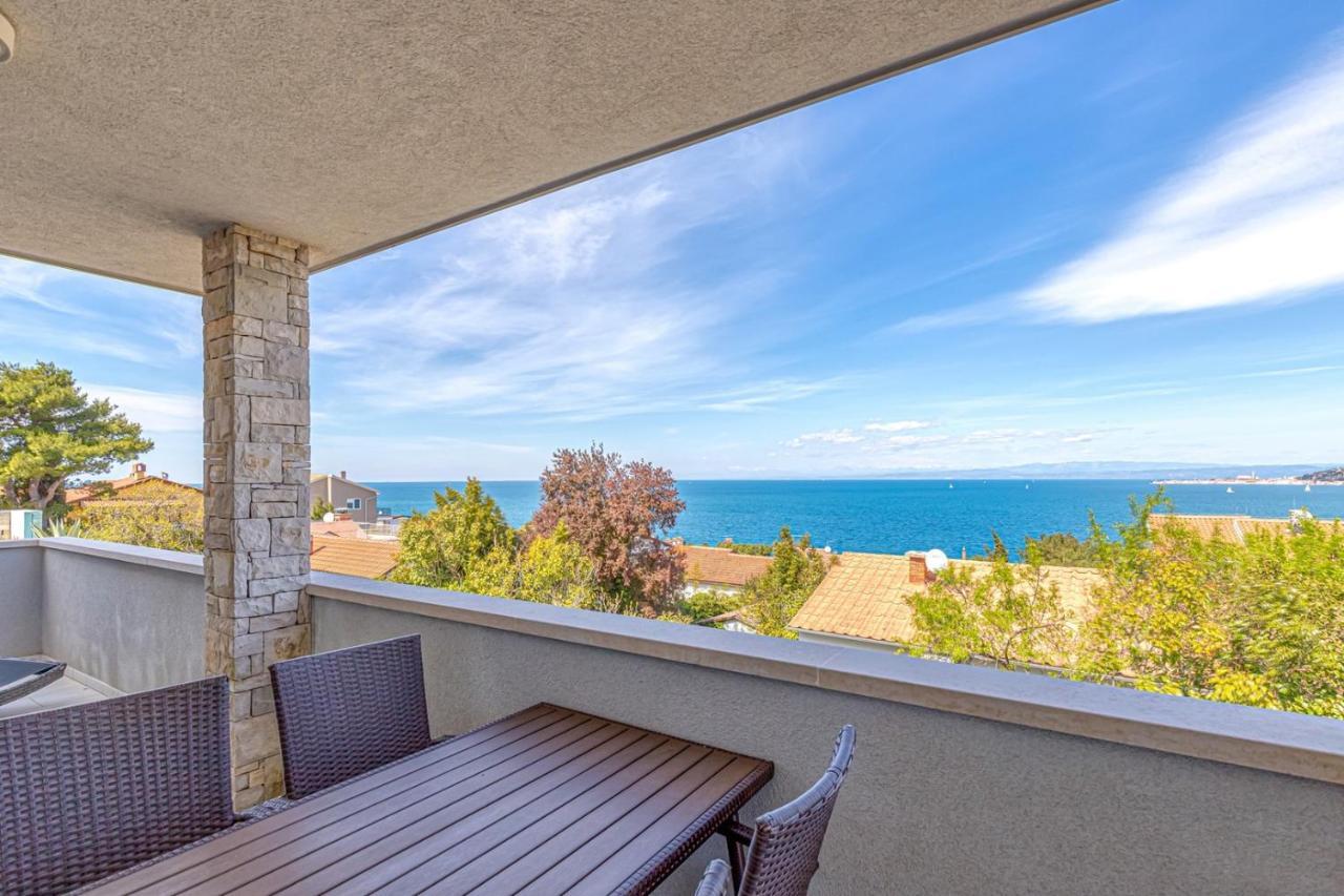 Villa Milena With Pool And Sea View Crveni Vrh Exterior foto