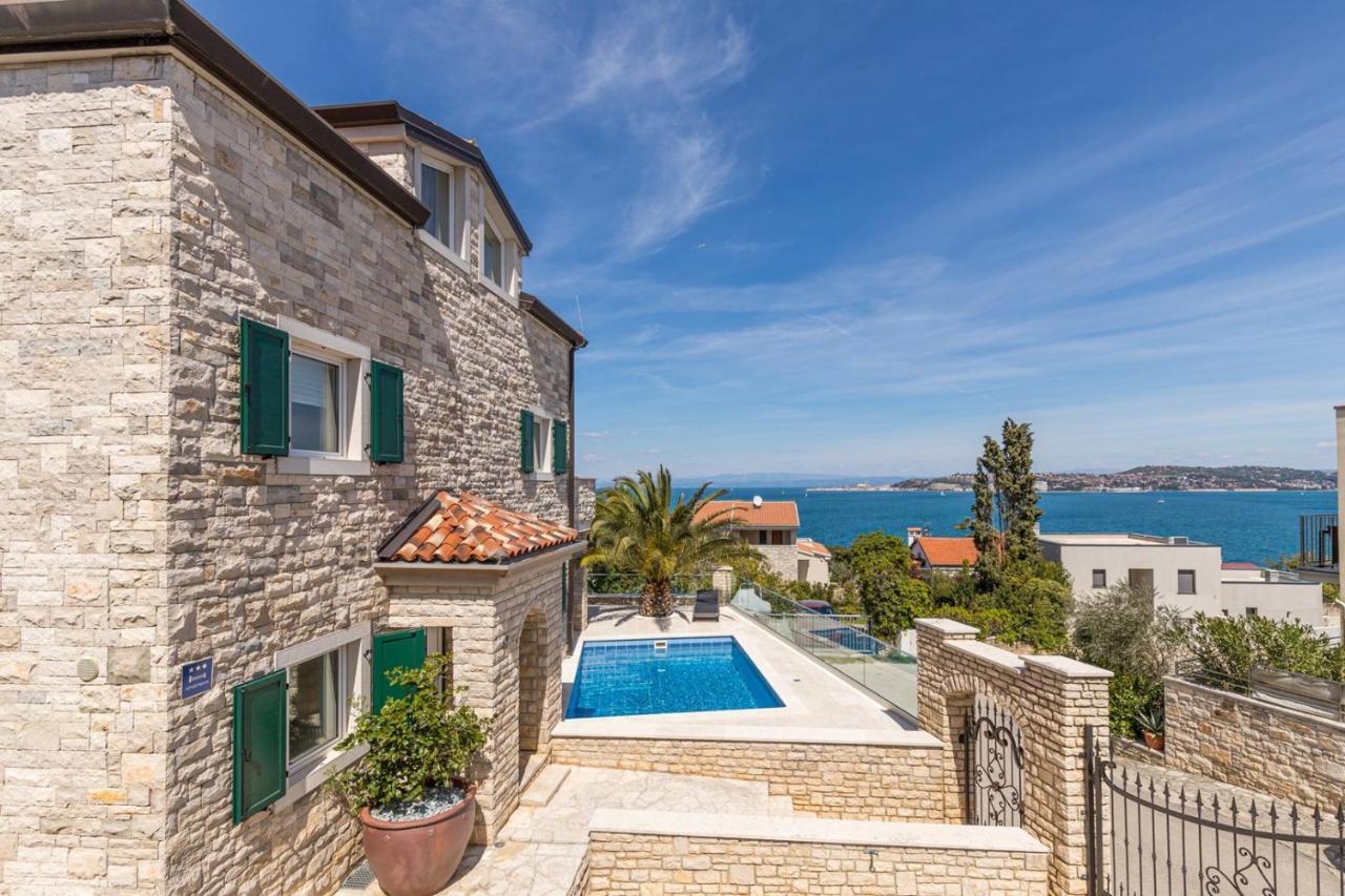 Villa Milena With Pool And Sea View Crveni Vrh Exterior foto