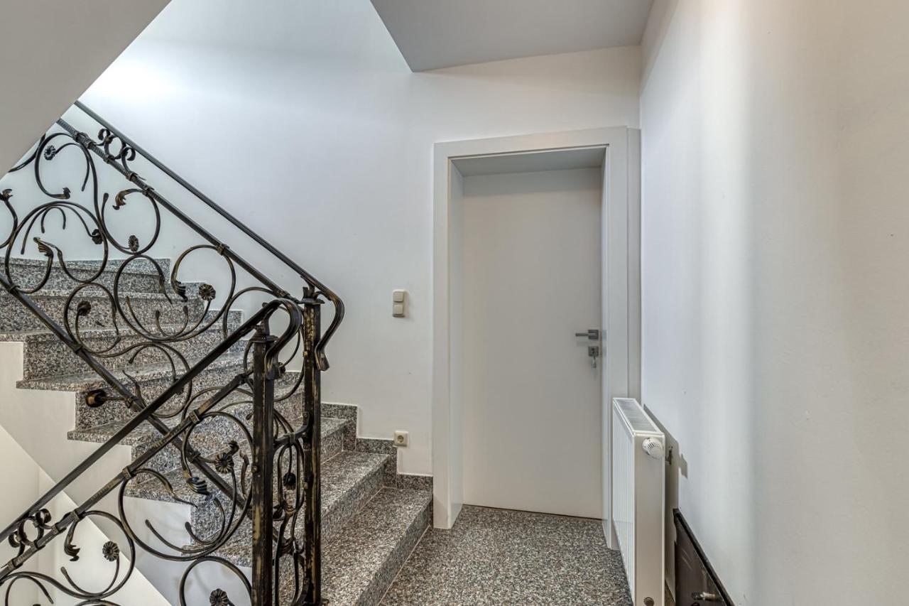 Villa Milena With Pool And Sea View Crveni Vrh Exterior foto