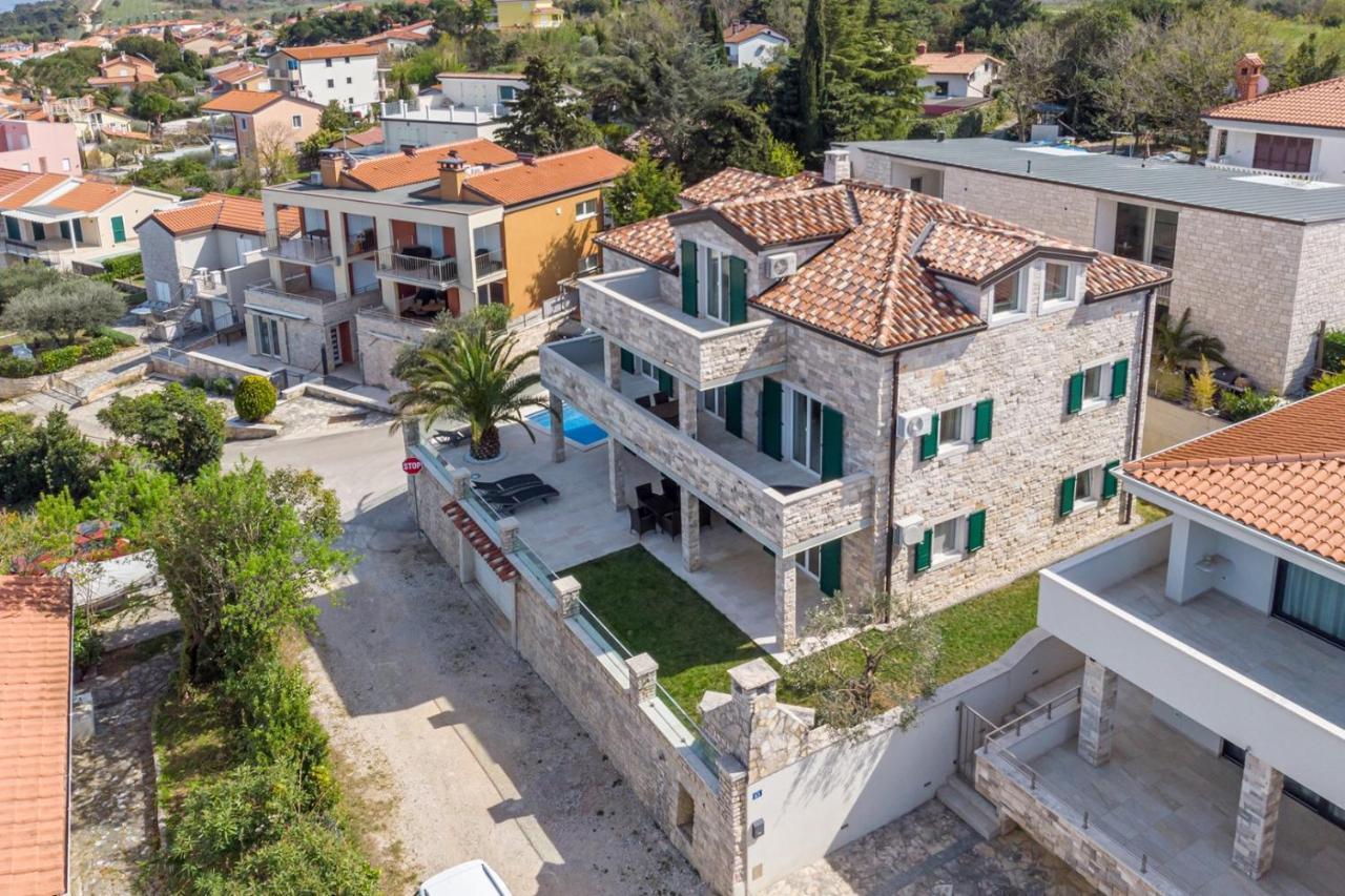 Villa Milena With Pool And Sea View Crveni Vrh Exterior foto