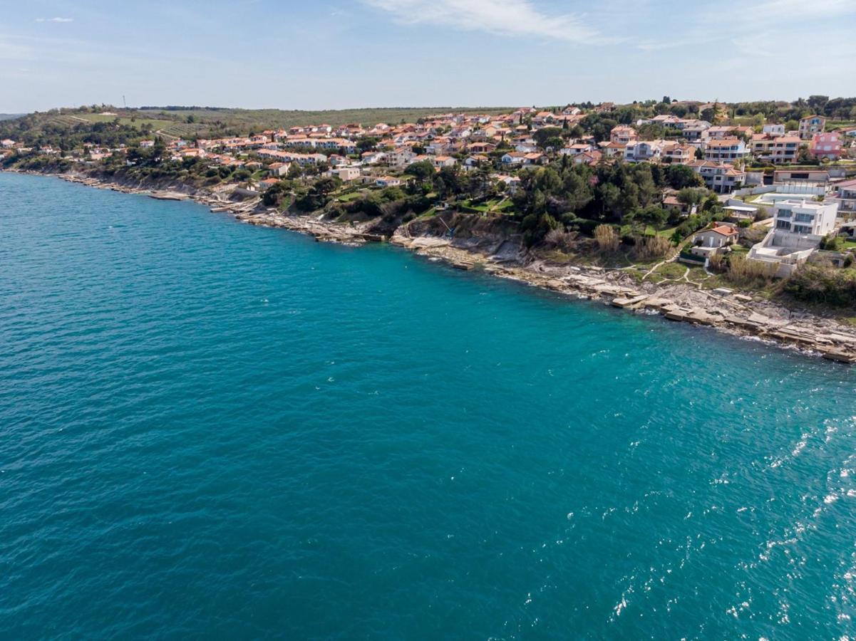 Villa Milena With Pool And Sea View Crveni Vrh Exterior foto