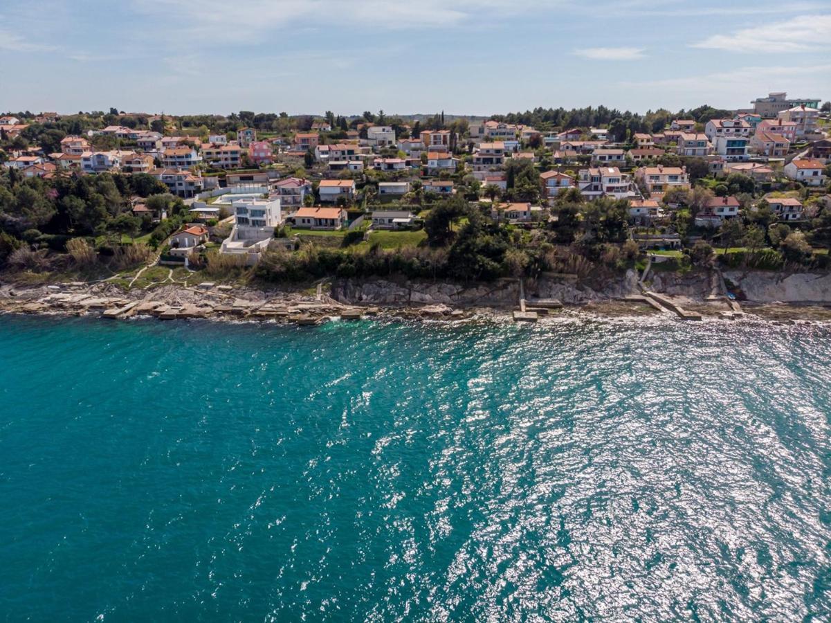 Villa Milena With Pool And Sea View Crveni Vrh Exterior foto