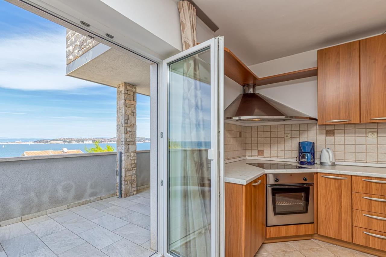 Villa Milena With Pool And Sea View Crveni Vrh Exterior foto